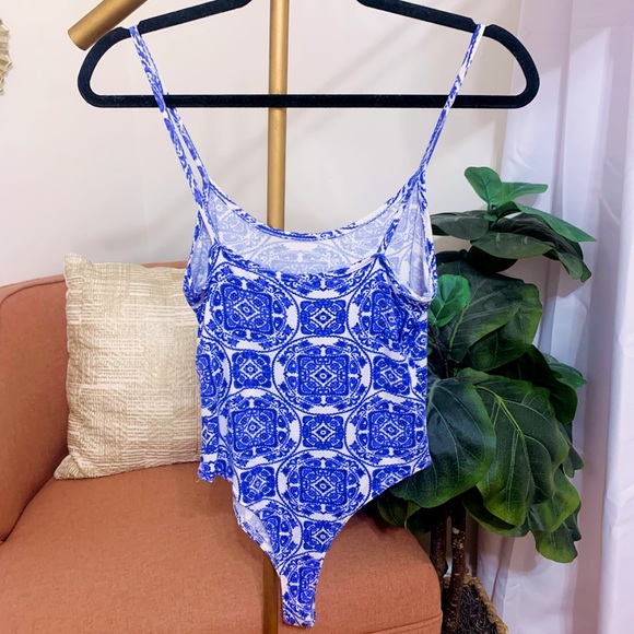 Printed bodysuit! - Picture 3 of 4